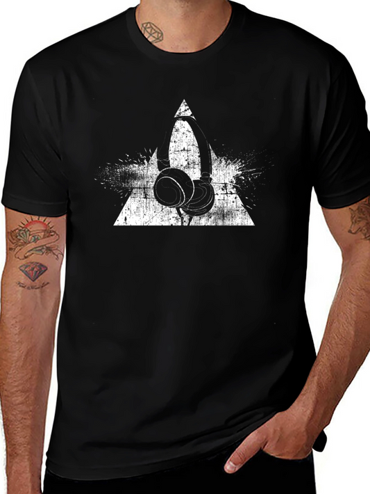 Grunge Headphone Graphic Tee - Black Cotton T-Shirt